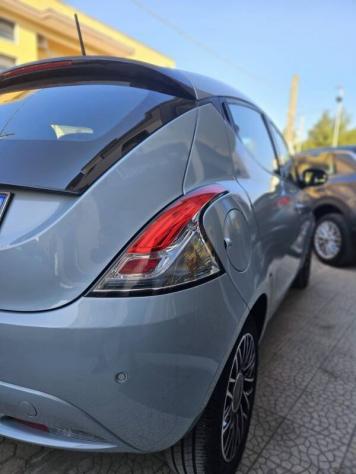 Lancia Ypsilon III 1.0 firefly hybrid Platino s&s 70cv - Foto 5