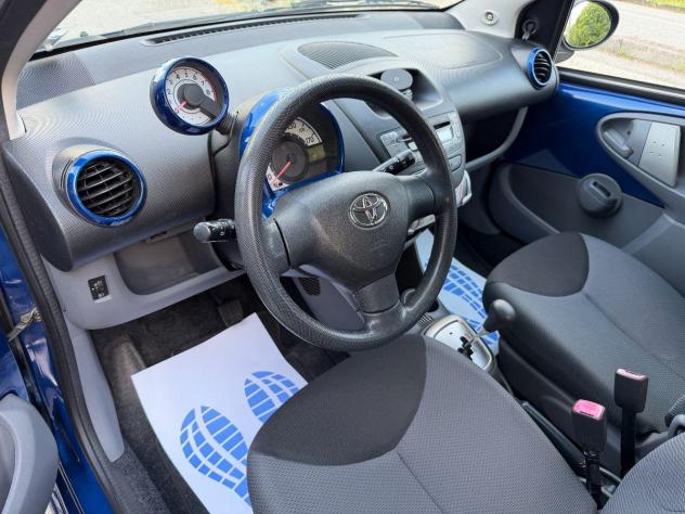 TOYOTA - Aygo - 12V VVT-i 5 porte Blue AUTOMATICA - Foto 10
