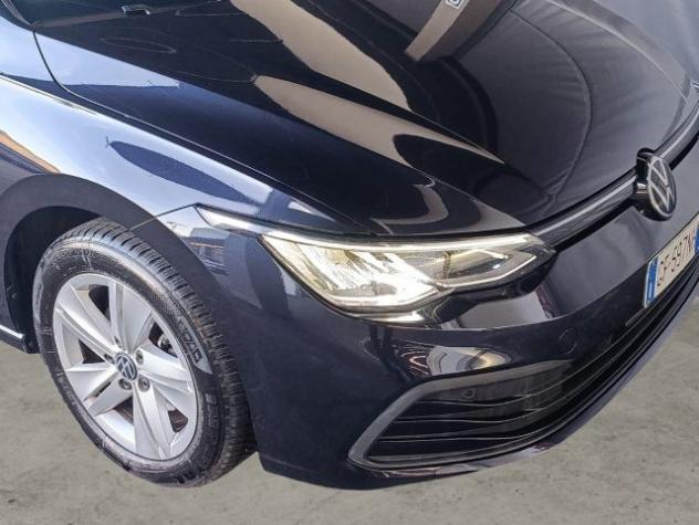 VOLKSWAGEN Golf 1.0 eTSI EVO DSG Life rif. 22228528 - Foto 5