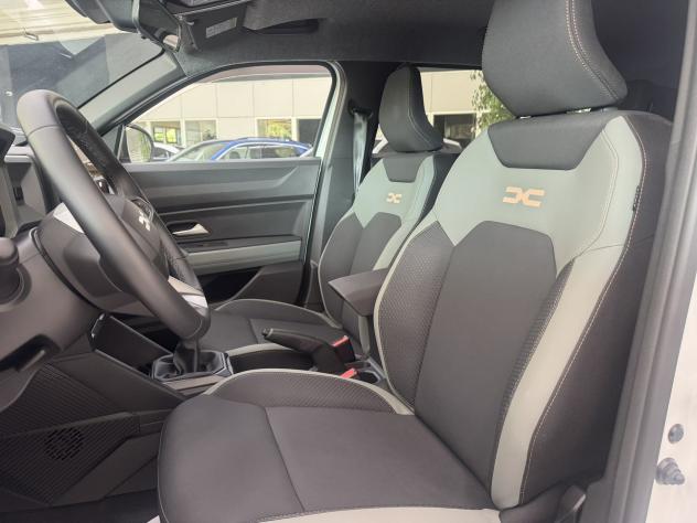 Dacia Duster 1.2 Tce Mild Hybrid 130cv Extreme 4WD - Foto 8