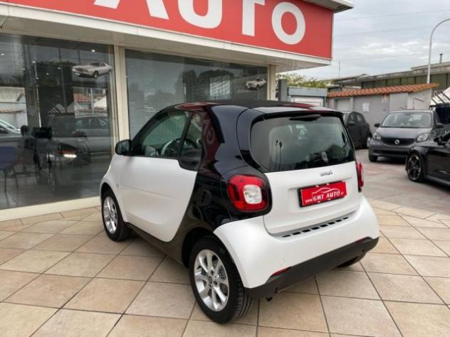 SMART ForTwo 1.0 71CV TWINAMIC CERCHI IN LEGA 15" rif. 16166430 - Foto 2