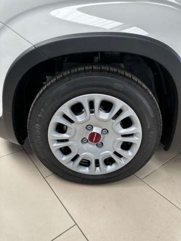 FIAT Panda 1.0 hybrid s&s 70CV NUOVA DA IMMATRICOLARE - Foto 7