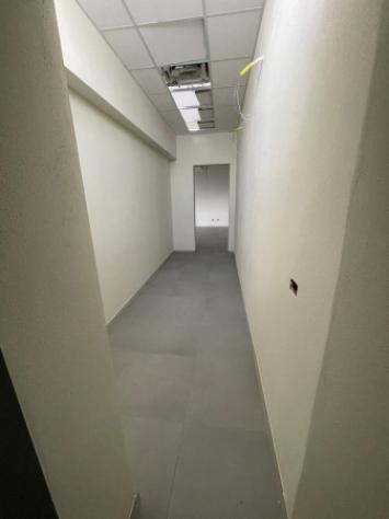 Immobile di 1300 m² con 3 locali in affitto a Sassuolo - Foto 2