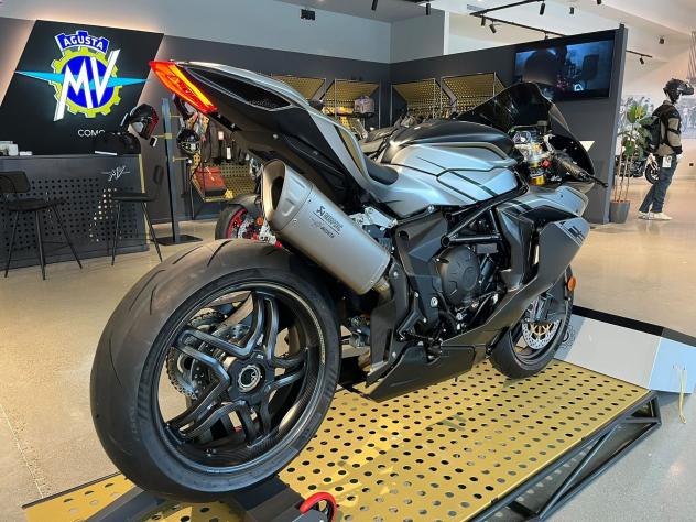 MV Agusta F3 800 F3 COMPETIZIONE n.98/300 - Foto 2