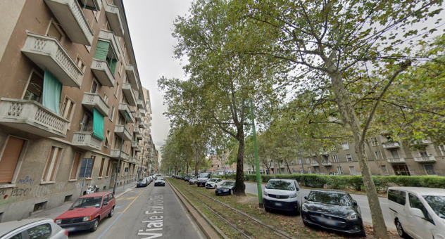 ampio bilocale ristrutturato comodo per M5 - Foto 4