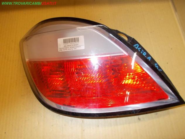 FANALE POST.S. ROSSO BIANCO OPEL ASTRA (A04) 5p / SW  Parti elettriche  Fanaleria  Fanali  Fanale post. sx. OPEL - ASTRA H - 01-02-2004 - 01-10-2010
