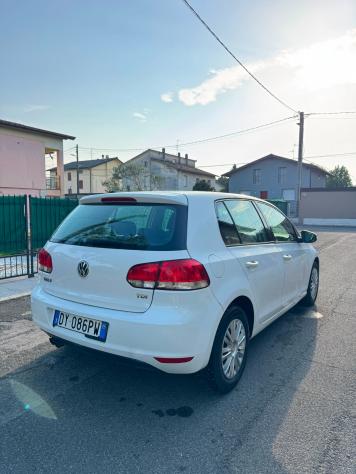 Volkswagen Golf 2.0 TDI 110CV 2009 - Foto 6