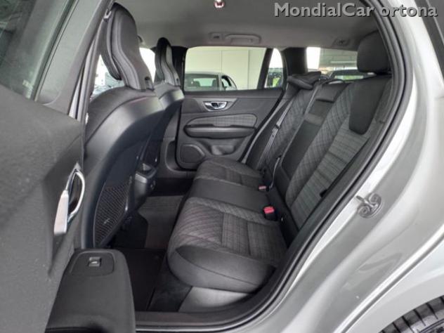 VOLVO V60 B4 (d) automatico Essential rif. 24066570 - Foto 8