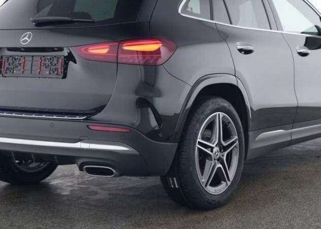 MERCEDES-BENZ GLA 180 Premium Amg rif. 24084371 - Foto 4