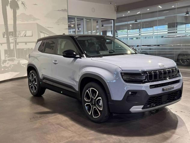 Jeep Avenger 1.2 Turbo MHEV Summit
