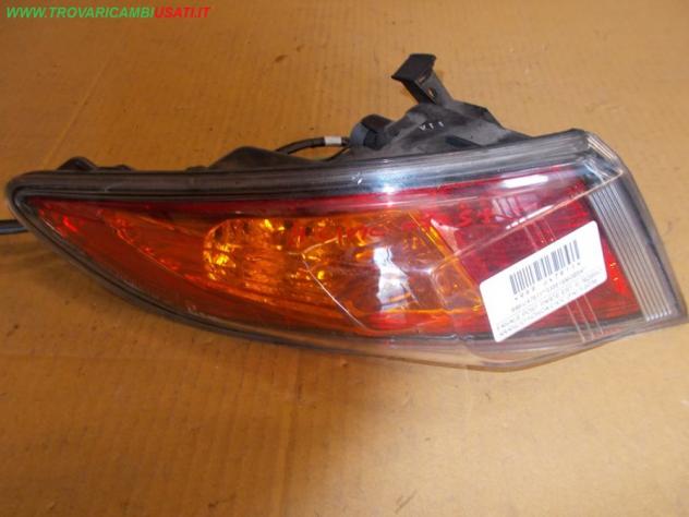 FANALE POST. PARTE EST. S. ROSSO ARANCIO HONDA CIVIC (FK) 5 porte  Parti elettriche  Fanaleria  Fanali  Fanale post. sx. HONDA - CIVIC 5 porte - 01-01