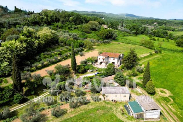 Rustico / Casale di 1000 m² con più di 5 locali e box auto in vendita a Sarteano - Foto 10