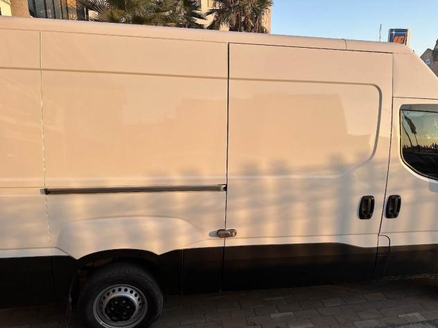 Iveco Daily 35S14SV 2.3HPT PM-TN Furgone Blue Power - Foto 8