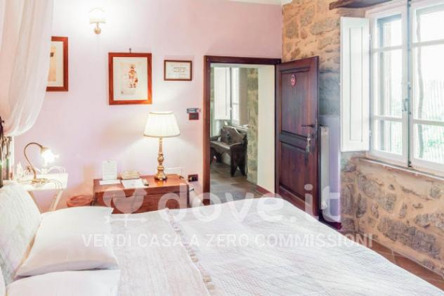 Villa di 250 m² con più di 5 locali e posto auto in vendita a Castel del Piano - Foto 16