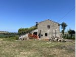 Fabbricato colonico da ristrutturare completamente - Fermo (FM)
