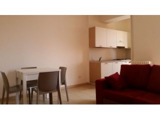 Bilocale in Via Vigevano (zona navigli) con terrazzino, interno V20B