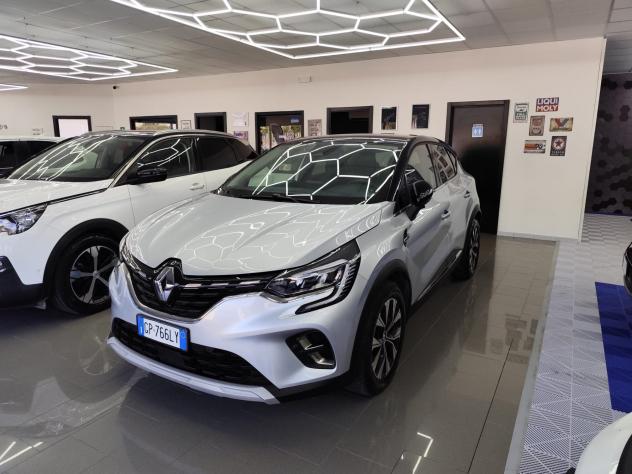 Renault Captur TCe 100 CV GPL Techno - Foto 9
