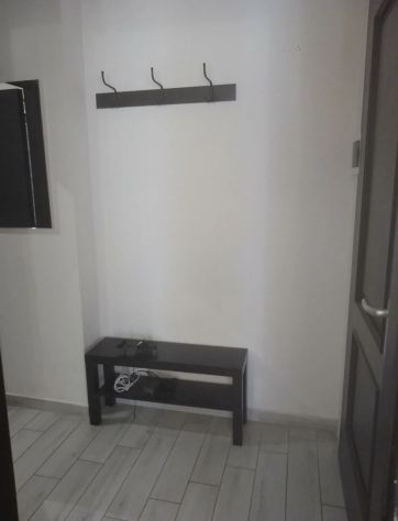 ARICCIA BILOCALE ARREDATO CON BALCONE E POSTO AUTO SPESE INCLUSE. - Foto 5