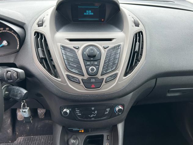 Ford Tourneo Courier 1.5 TDCI 75 CV Titanium - Foto 9