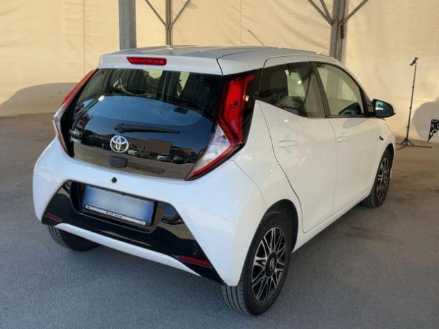 TOYOTA Aygo Connect 1.0 VVT-i 72 CV 5 porte x-play rif. 24181183 - Foto 4