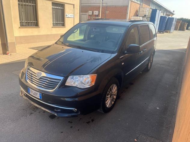 Lancia Voyager 2.8 TD Gold 163 CV Cambio Nuovo - Foto 2