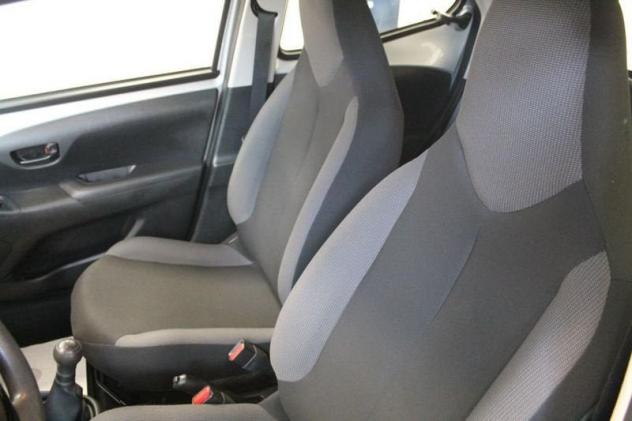 Toyota Aygo Connect 1.0 VVT-i 72 CV 5 porte x-play - Foto 8