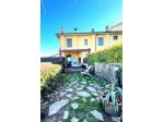 Borgo S Lorenzo terratetto mq 80 giardino mq 150