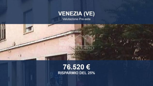 Immobile in asta di 59 m², box auto in vendita a Venezia