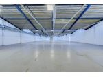 Immobile di 8318 m² con 5 locali in affitto a Manerbio