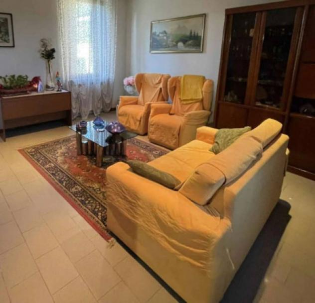 Immobile in asta di 270 m² con più di 5 locali in vendita a Magnago - Foto 8
