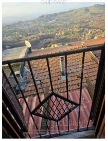 IMMOBILI-IMMOBILE RESIDENZIALE-Via della Portella n. 4 - Foto 5