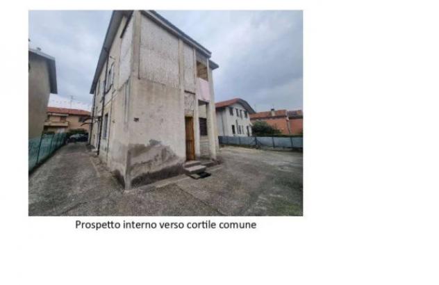 Immobile in asta di 62 m², box auto in vendita a Solaro - Foto 3