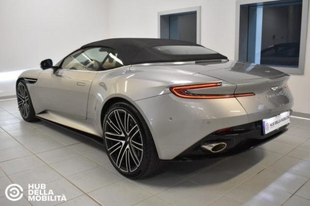 ASTON MARTIN DB12 V8 Volante Q rif. 23780409 - Foto 7