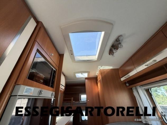 CARAVELAIR VENICIA CARAVAN 6 POSTI MOVER CLIMA FRIGO MAXI 2014 PARETI LISCIE - Foto 6
