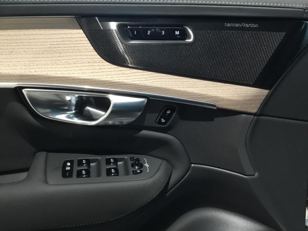 Volvo XC 90 T8 AWD automatico 7 posti PLUS DARK - Foto 10