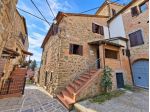 Caratteristico Terratetto Con Facciata In Pietra Nel Borgo Di Pietraviva -  &hellip;