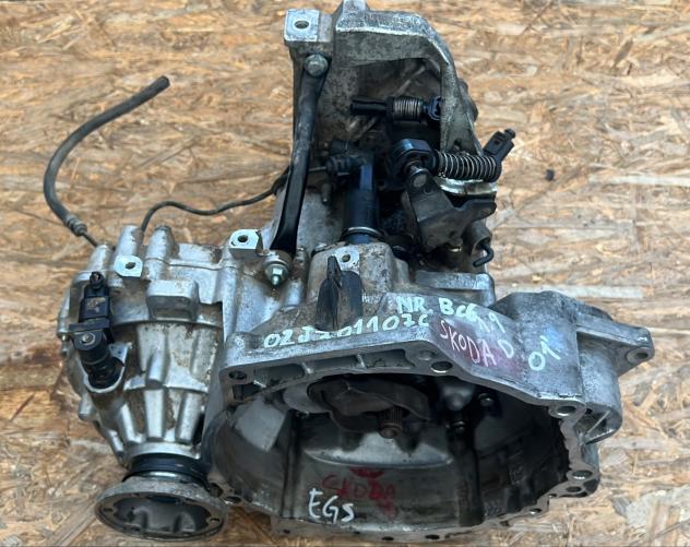 CAMBIO MANUALE COMPLETO SKODA Octavia Berlina 2° Serie 02J301107C diesel 1.9 (0004)