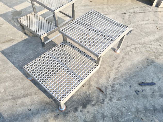 gradini robusti di ispezione usati - Foto 2
