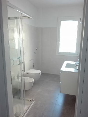 TUTTO INCLUSO - Nuovo Trilocale 2 Camere da Letto vicino Università M2 Classe A - Foto 6
