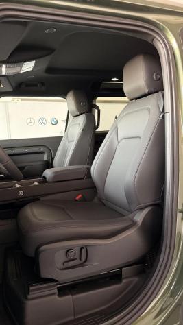 LAND ROVER - Defender - 90 3.0D I6 200 CV X-Dynamic SE - Foto 6