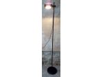 Piantana Luce Alogena ad altezza regolabile con diffusore orientabile.Misure 185