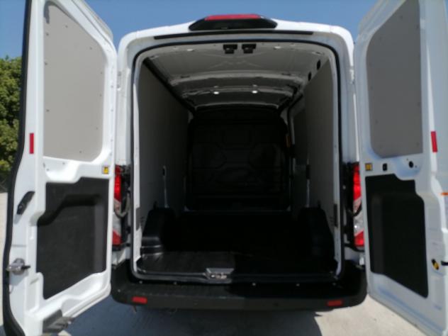 Ford Transit 350 fwd 2.0 ecoblue 130cv trend L2H2 - Foto 9