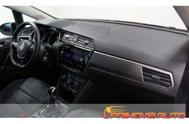 VOLKSWAGEN Touran 2.0 TDI 115 CV SCR Business BlueMotion Technology rif. 18993787 - Foto 2