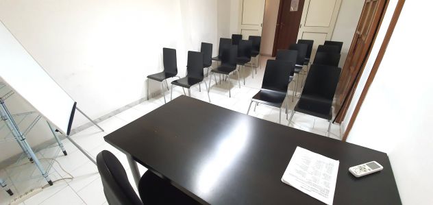 Ufficio arredato in centro custodito con parcheggi - Foto 7
