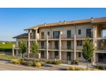 Trilocale con balcone, box doppio e piscina condominiale