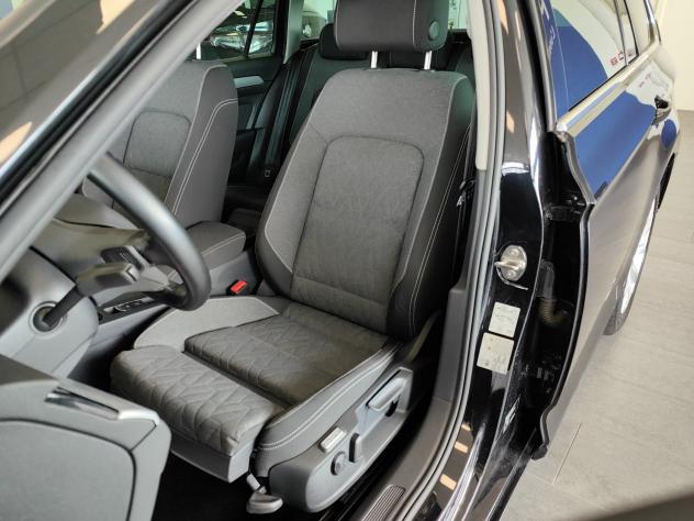 Volkswagen Passat Variant 2.0TDI 150cv Bus. DSG Navi AdaptiveCruise - Foto 4