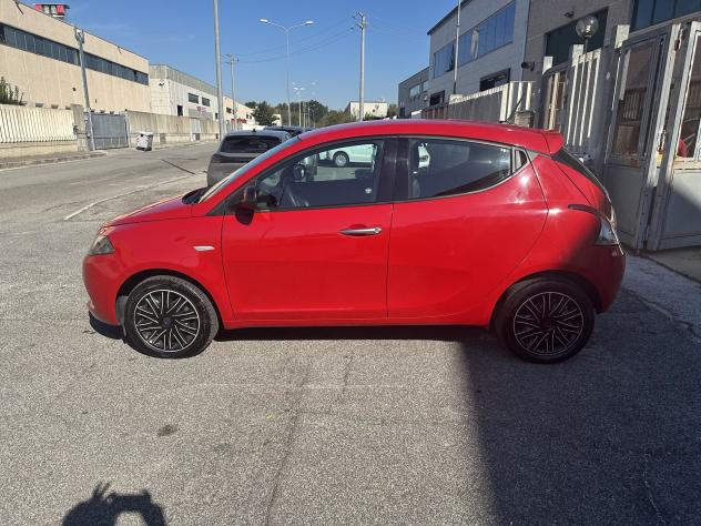 Lancia Ypsilon Ypsilon 1.0 firefly hybrid Silver Plus s&s 70cv - Foto 3