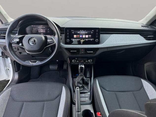 Škoda Kamiq BLACK DOTS 1500 150 CV DSG - Foto 8