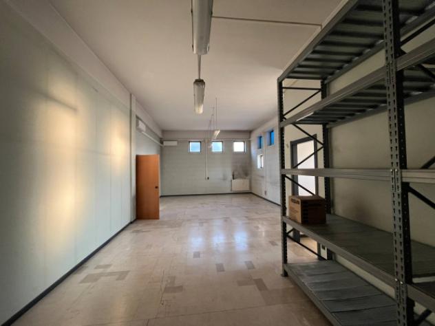 Immobile di 130 m² in affitto a Brescia - Foto 8