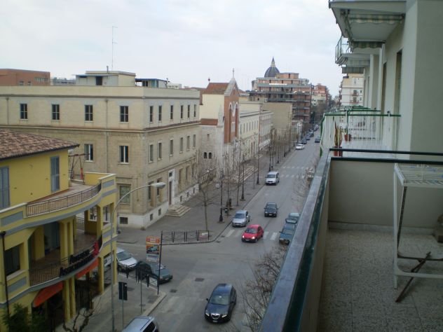 CERIGNOLA -CAMERE singole o doppie in Appartamento - Foto 2